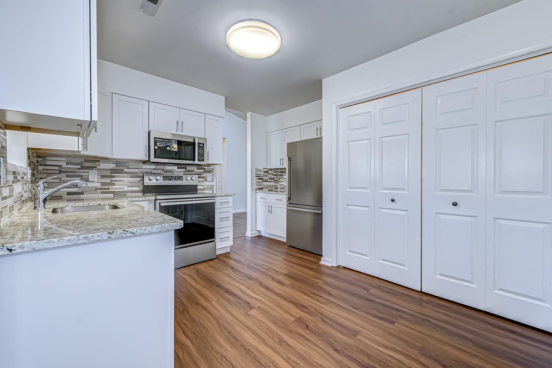 147 Woodlake Drive Murrells Inlet, SC 29576 - Photo 13 of 50