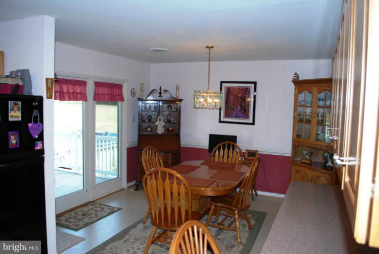 4827 Buffalo Road Mount Airy, MD 21771 - Photo 1 of 26 Kitchen