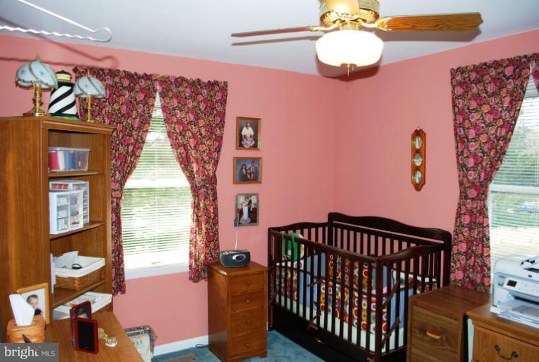 4827 Buffalo Road Mount Airy, MD 21771 - Photo 14 of 26 Bedroom