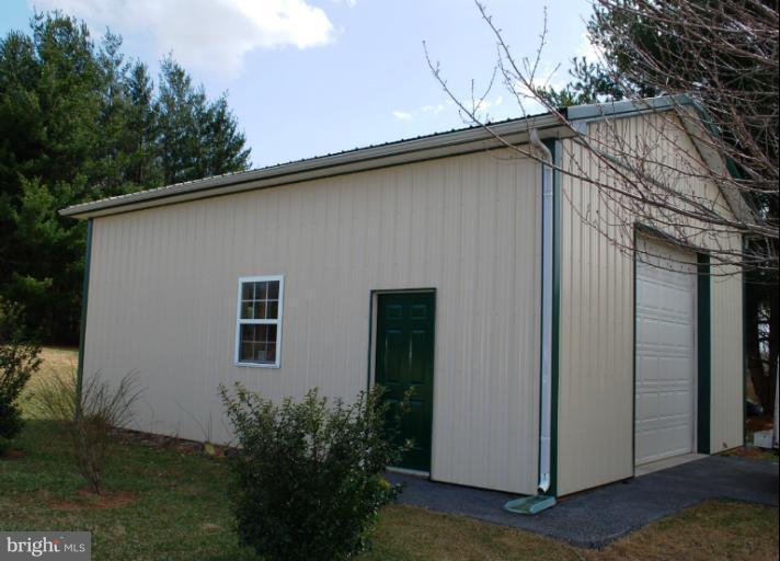 4827 Buffalo Road Mount Airy, MD 21771 - Photo 4 of 26 Exterior (General)
