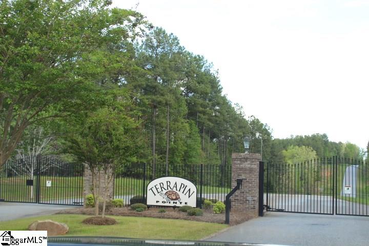 421 Terrapin Pointe Road, Unit POINTE Hodges, SC 29653 - Photo 7 of 22