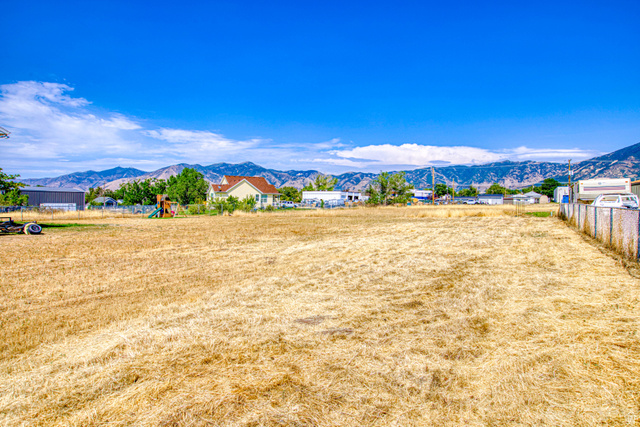 532 North 100 West, Unit 2 Tooele, UT 84074 - Photo 4 of 13