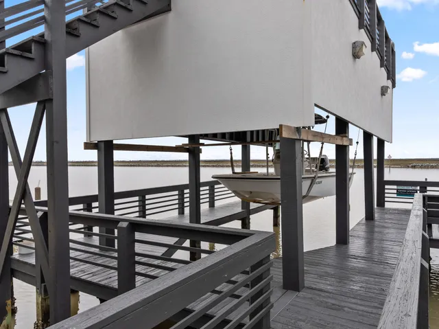 $879,000 | 1402 County Road 243, Unit 230, Sargent, TX 77414