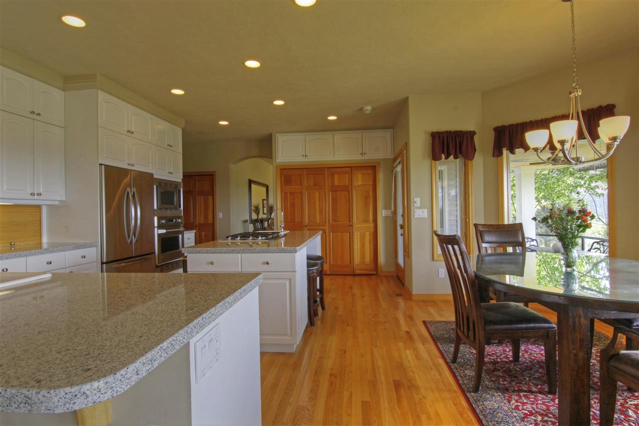 3609 South Eastern Road Spokane, WA 99223 - Photo 9 of 20
