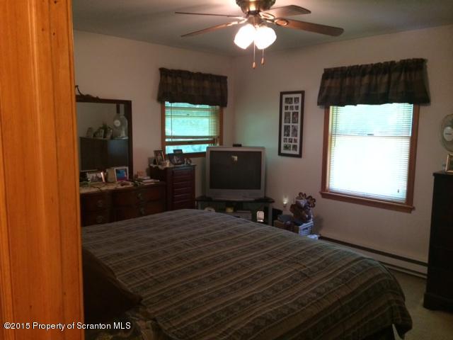 360 Overlook Road Carbondale, PA 18407 - Photo 14 of 19 Gallery Image 14