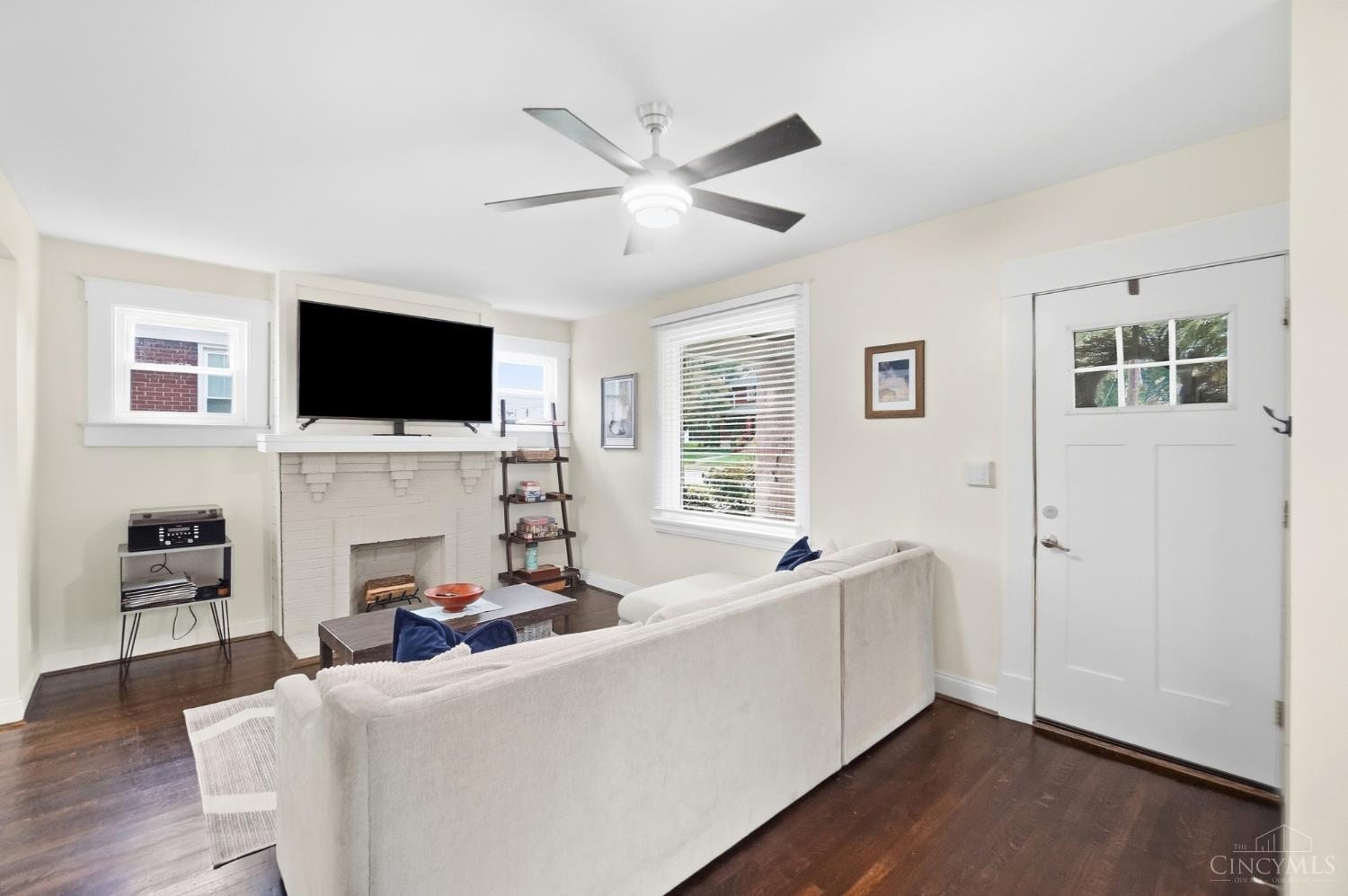 6224 Kincaid Road Cincinnati, OH 45213 - Photo 6 of 38 Gallery Image 6