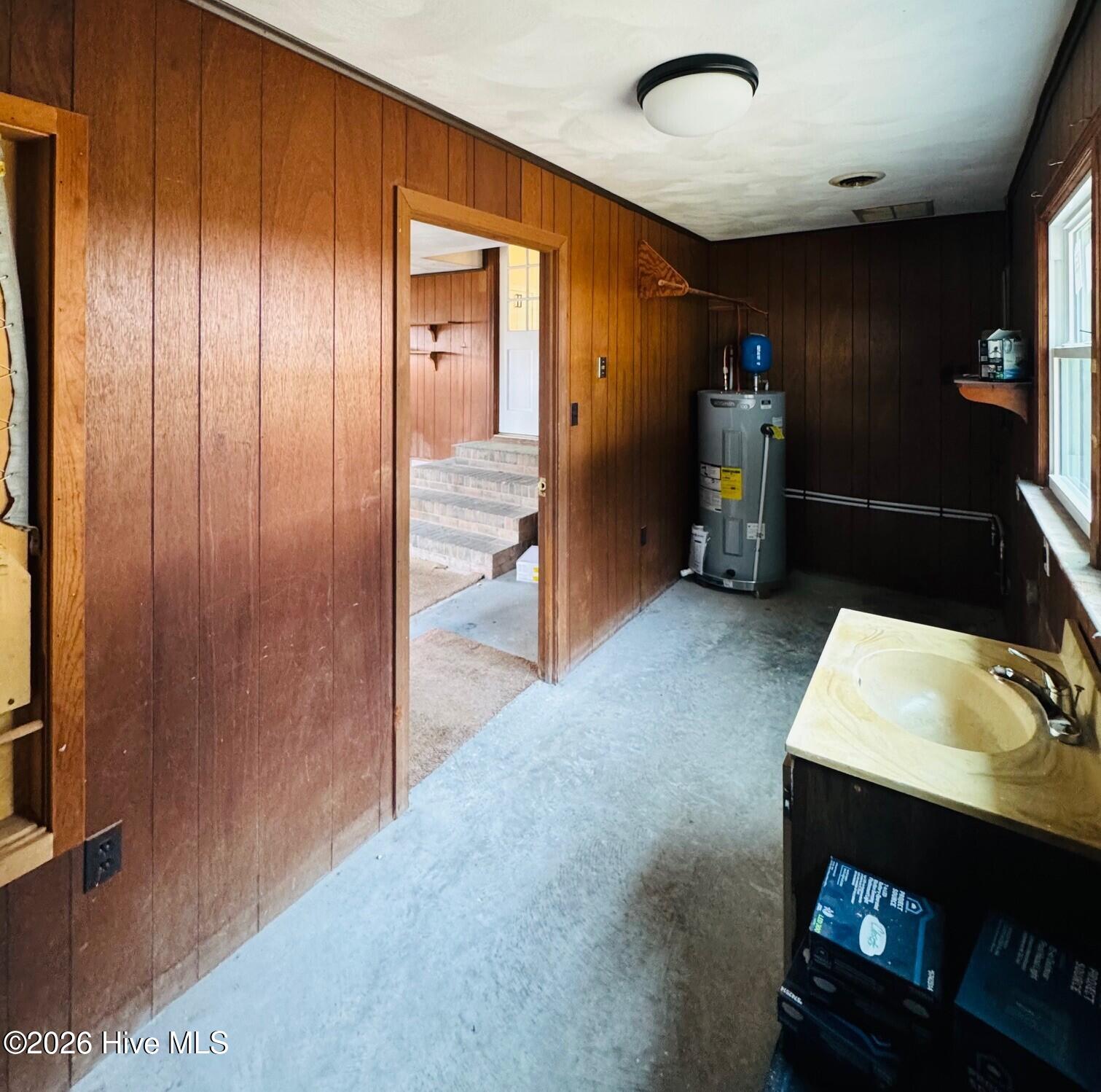 310 Old Swamp Road South Mills, NC 27976 - Photo 21 of 25 Utility/Mud room