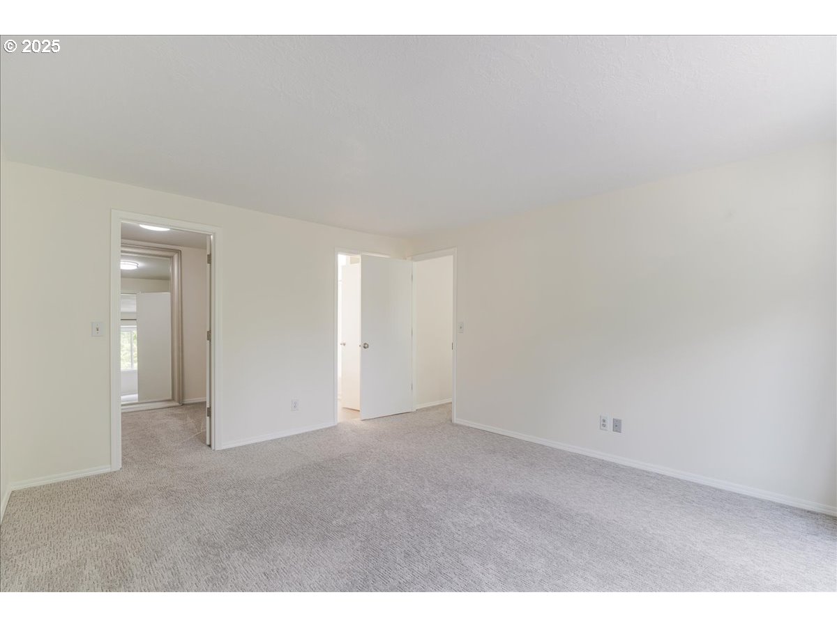 7505 Southwest Alpine Drive Beaverton, OR 97008 - Photo 23 of 48 a view of an empty room