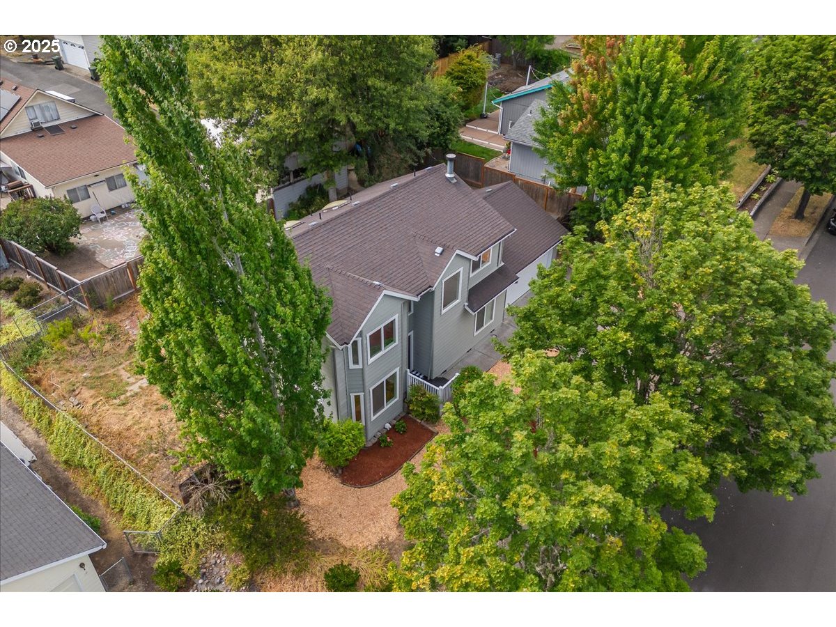 7505 Southwest Alpine Drive Beaverton, OR 97008 - Photo 41 of 48 a aerial view of a house with garden space and street view