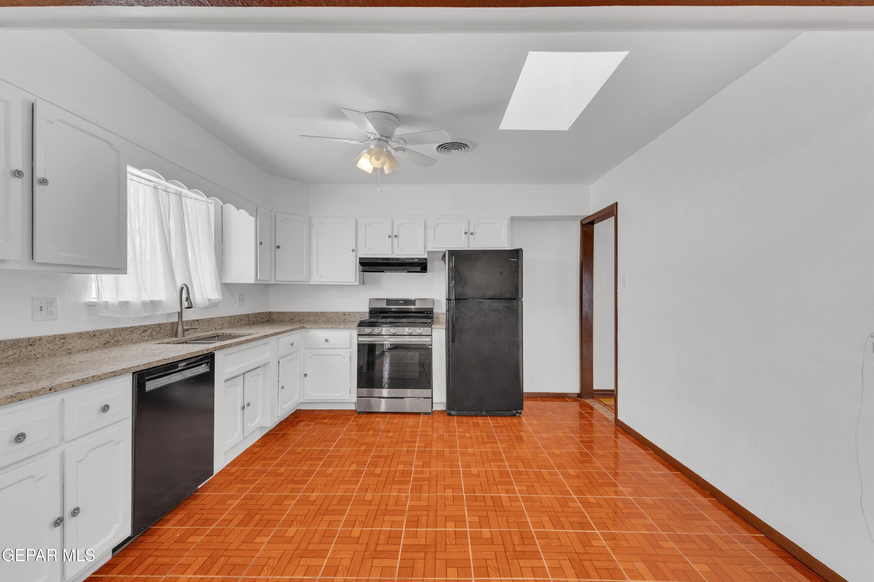 356 Coral Hills Road El Paso, TX 79912 - Photo 28 of 61 11 (4)