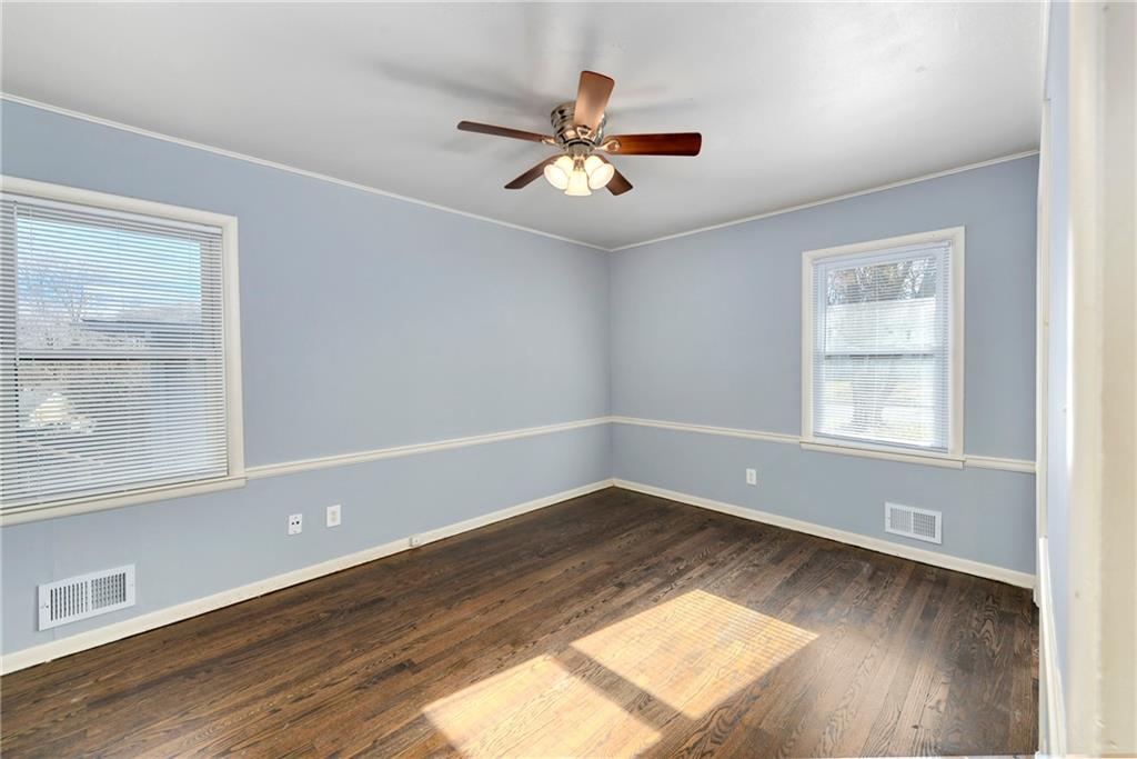 8421 Spring Valley Road Raytown, MO 64138 - Photo 24 of 35