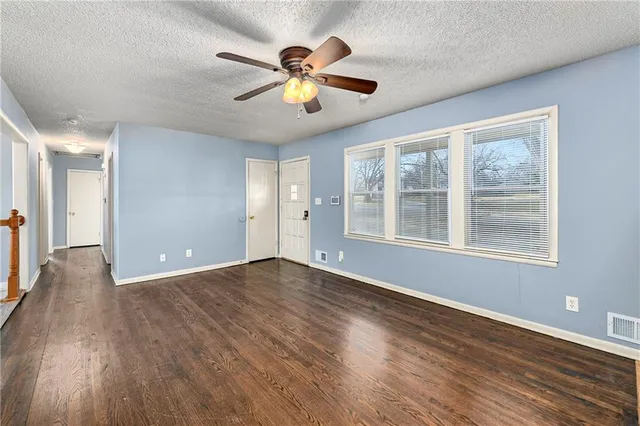 $255,000 | 8421 Spring Valley Road, Raytown, MO 64138