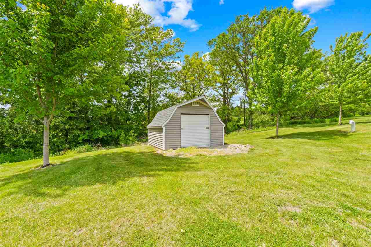 3151 EastView Cir Drive Riverside, IA 52327 - Photo 23 of 35 Gallery Image 23
