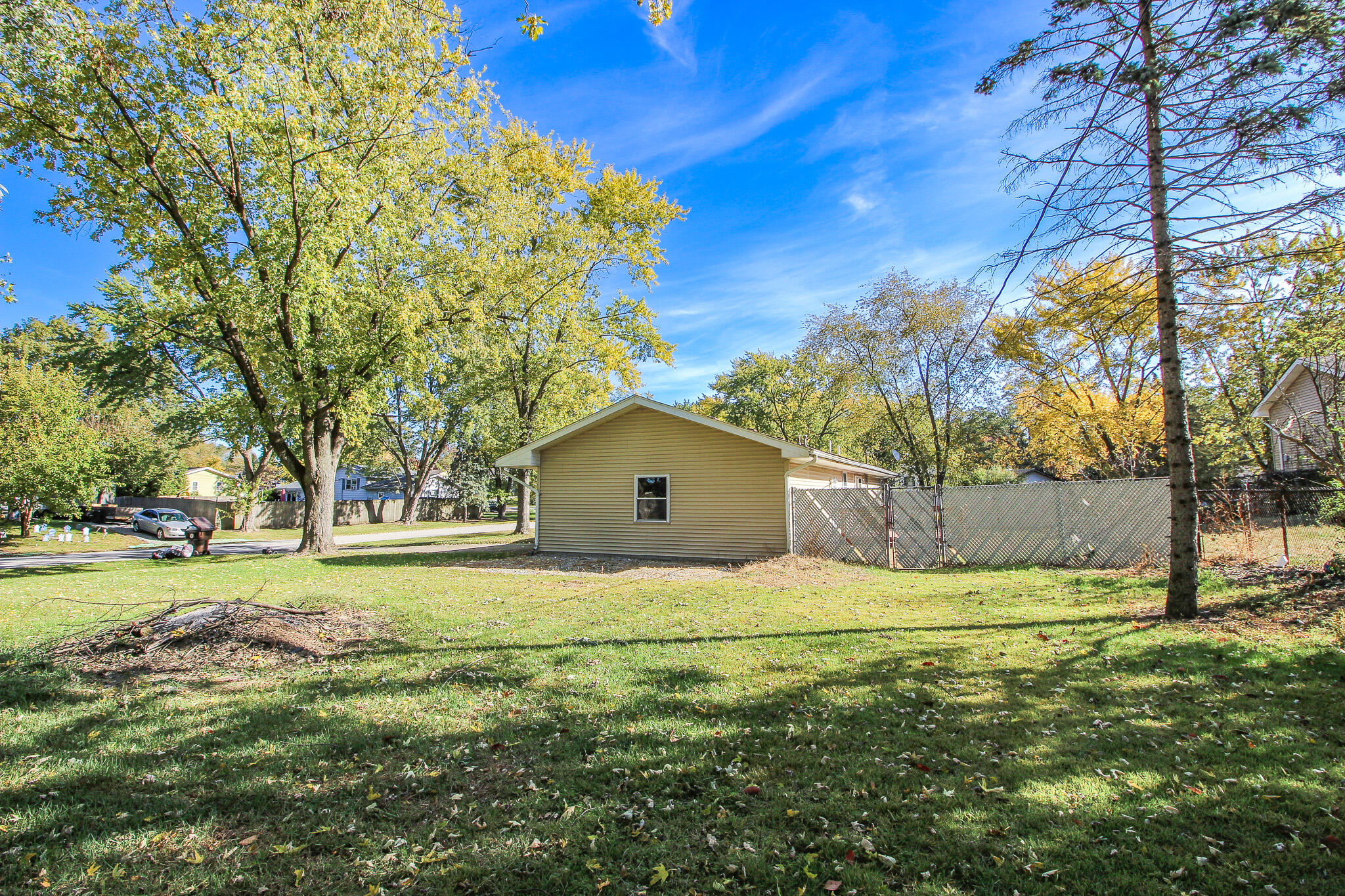 4827 East 1040th Street North Demotte, IN 46310 - Photo 16 of 19 2048x1365