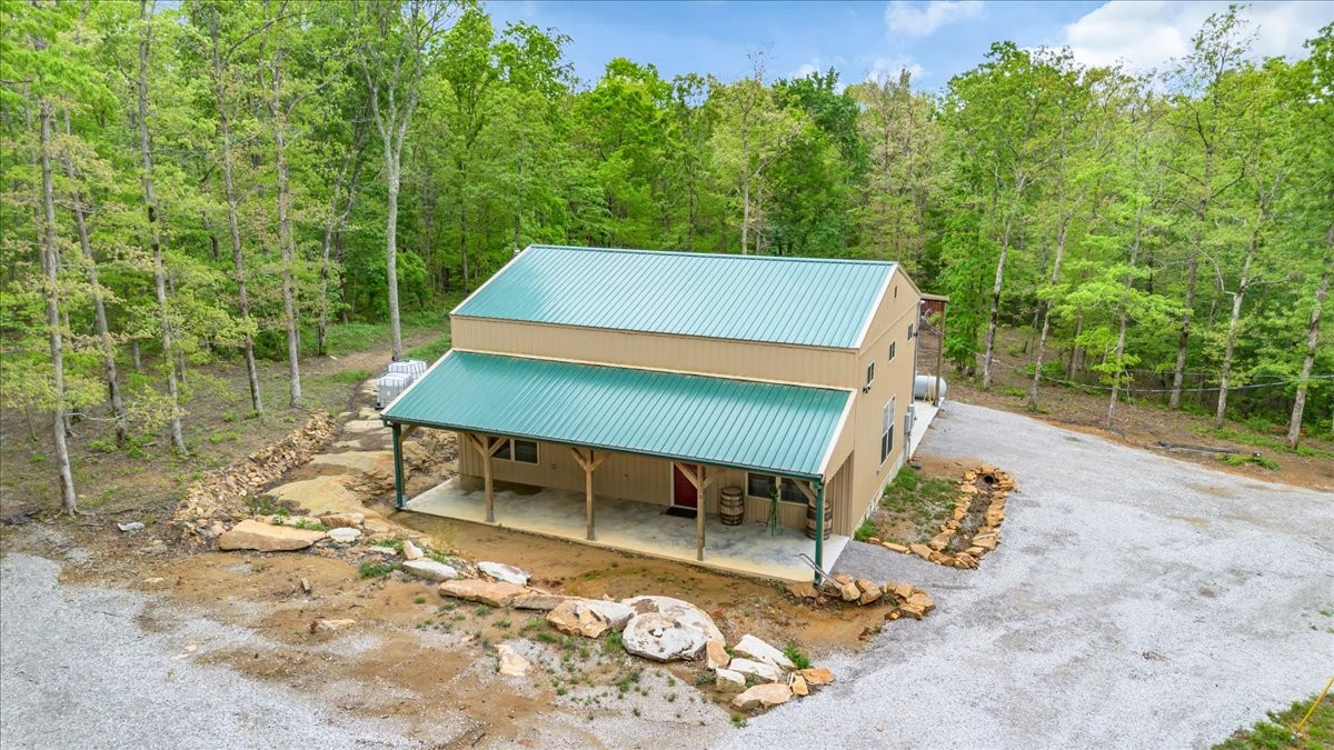 886 Hunters Ridge Drive Altamont, TN 37301 - Photo 2 of 41