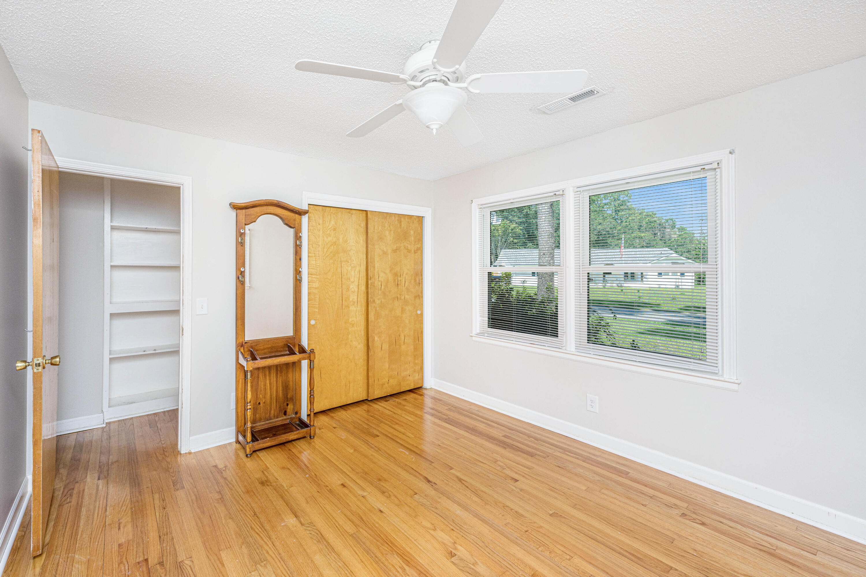1259 Robin Road Mount Pleasant, SC 29464 - Photo 24 of 85 1259 Robin Road