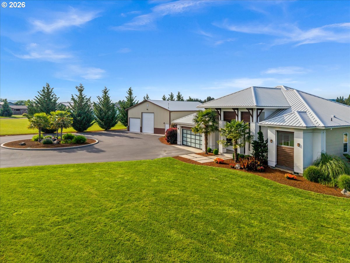 32425 Northwest Beach Road Hillsboro, OR 97124 - Photo 5 of 48 Gallery Image 5
