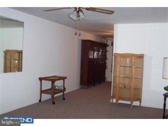 812 Grant Road Folcroft, PA 19032 - Photo 4 of 10 View