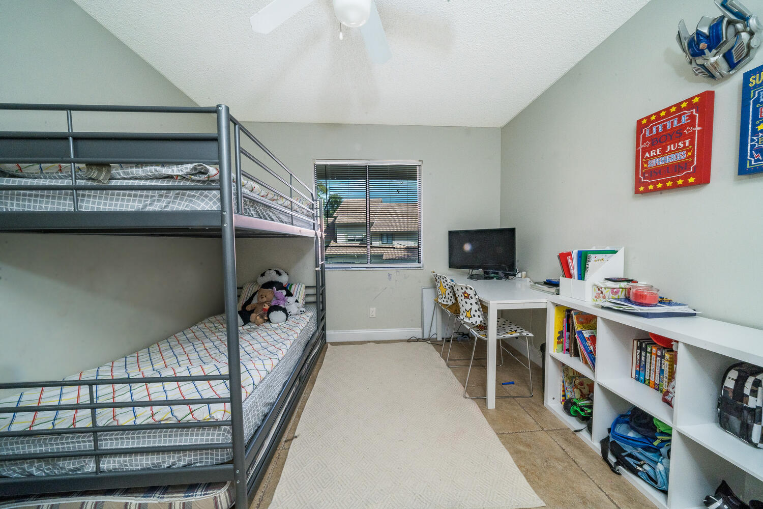 5730 Coach House Circle, Unit D Boca Raton, FL 33486 - Photo 15 of 21 5730 Coach House Cir D Boca-large-012-01