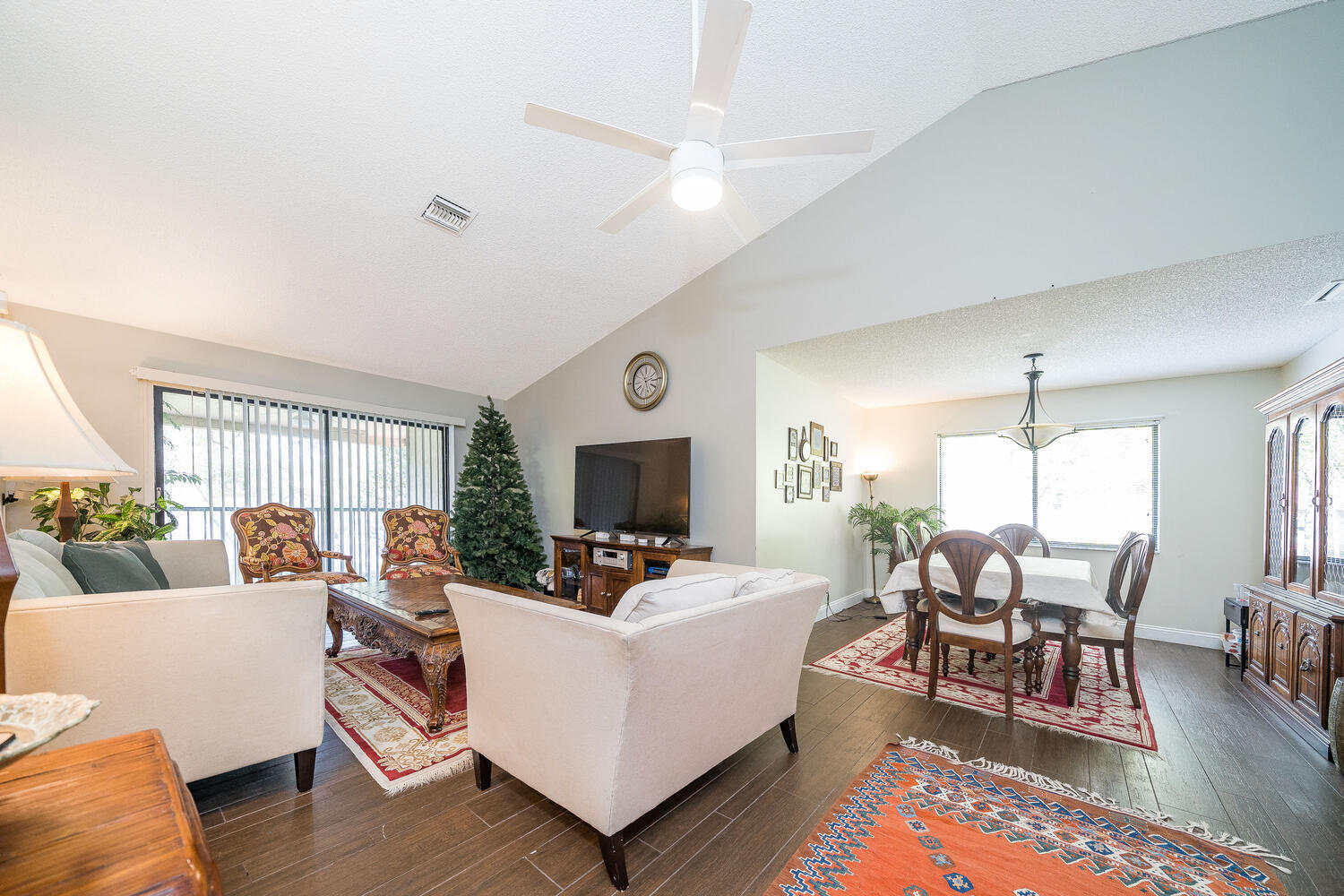 5730 Coach House Circle, Unit D Boca Raton, FL 33486 - Photo 2 of 21 5730 Coach House Cir D Boca-large-004-00