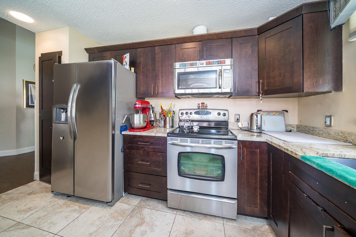 5730 Coach House Circle, Unit D Boca Raton, FL 33486 - Photo 5 of 21 5730 Coach House Cir D Boca-large-017-01