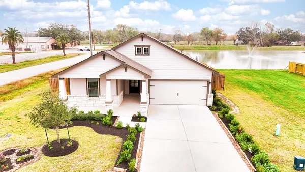 $2,299 | 201 Bryan Way, Angleton, TX 77515