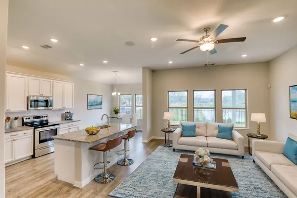 $2,299 | 201 Bryan Way, Angleton, TX 77515