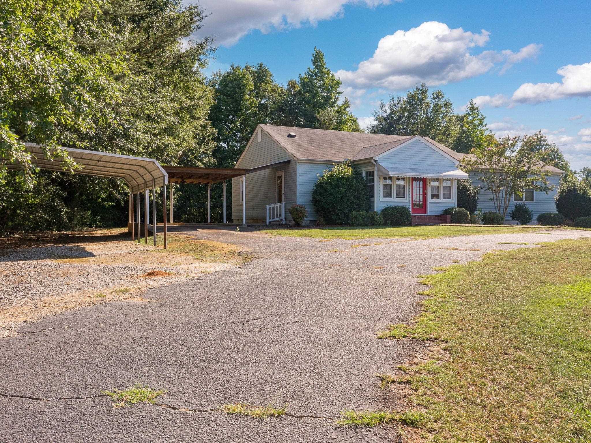 241 Sloan Road Woodruff, SC 29388 - Photo 3 of 25 Gallery Image 3
