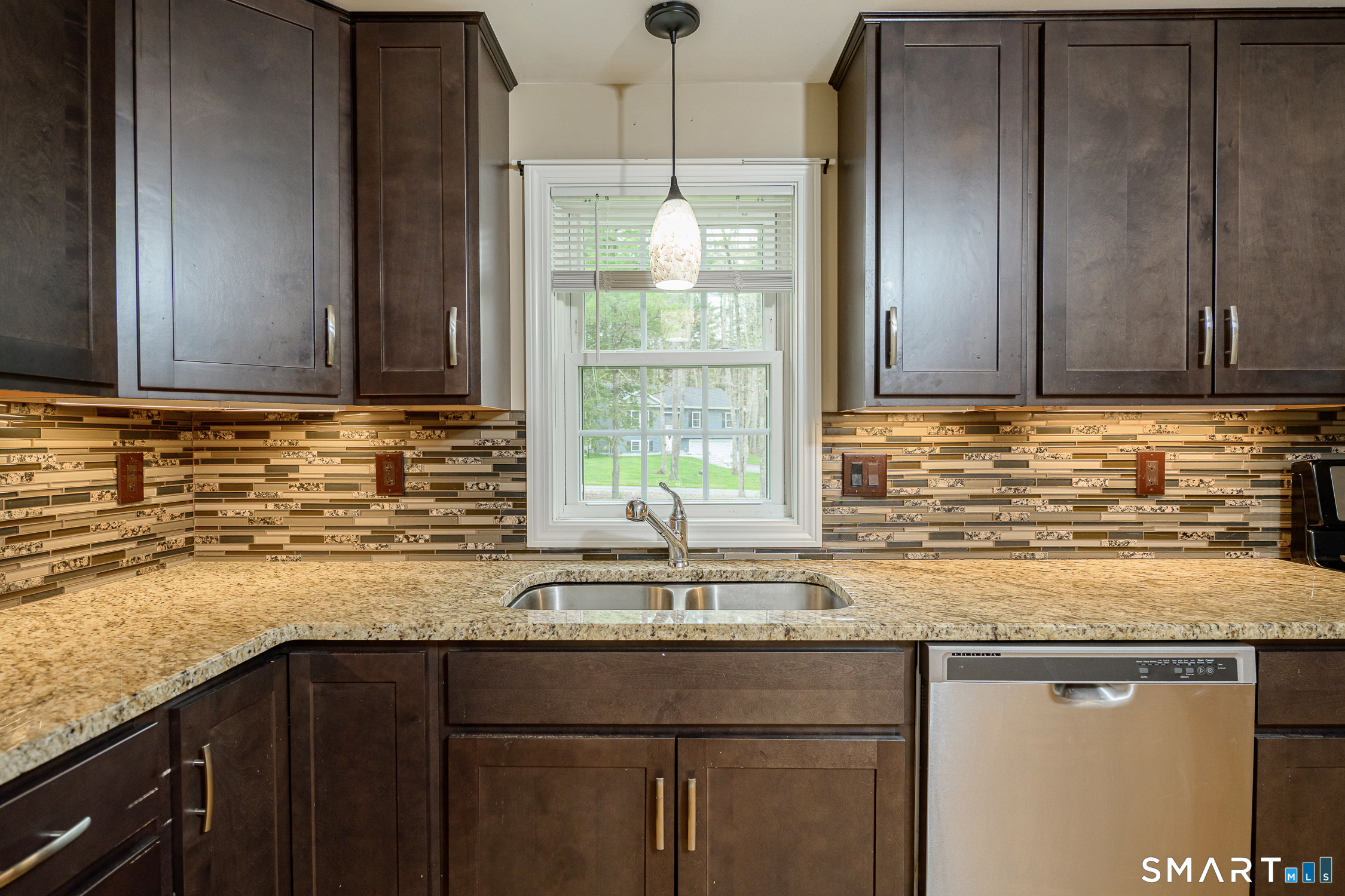 11 Breaults Landing Road Thompson, CT 06277 - Photo 13 of 31