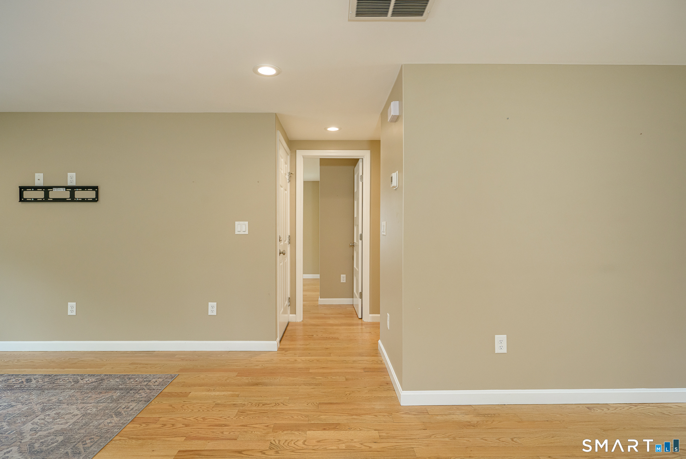 11 Breaults Landing Road Thompson, CT 06277 - Photo 18 of 31