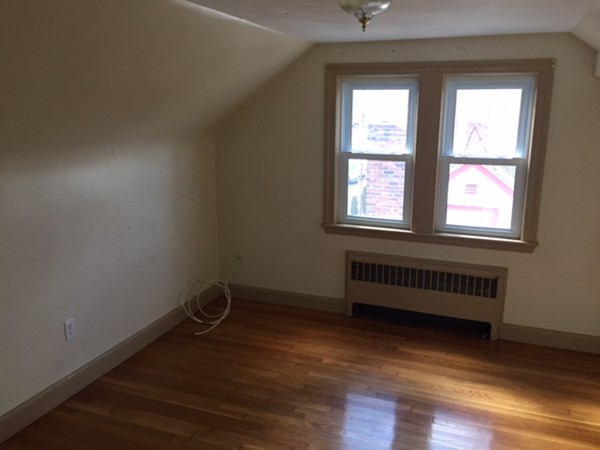 20 Oakcrest Road Boston, MA 02136 - Photo 12 of 15 Gallery Image 12