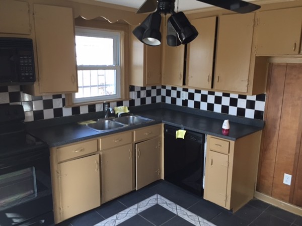 20 Oakcrest Road Boston, MA 02136 - Photo 4 of 15 Gallery Image 4