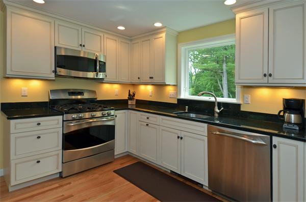 265 Dodge Road Rowley, MA 01969 - Photo 6 of 30 Gallery Image 6