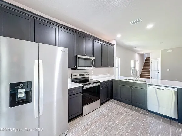 $2,150 | 520-l M L M Davey Lane, Titusville, FL 32780