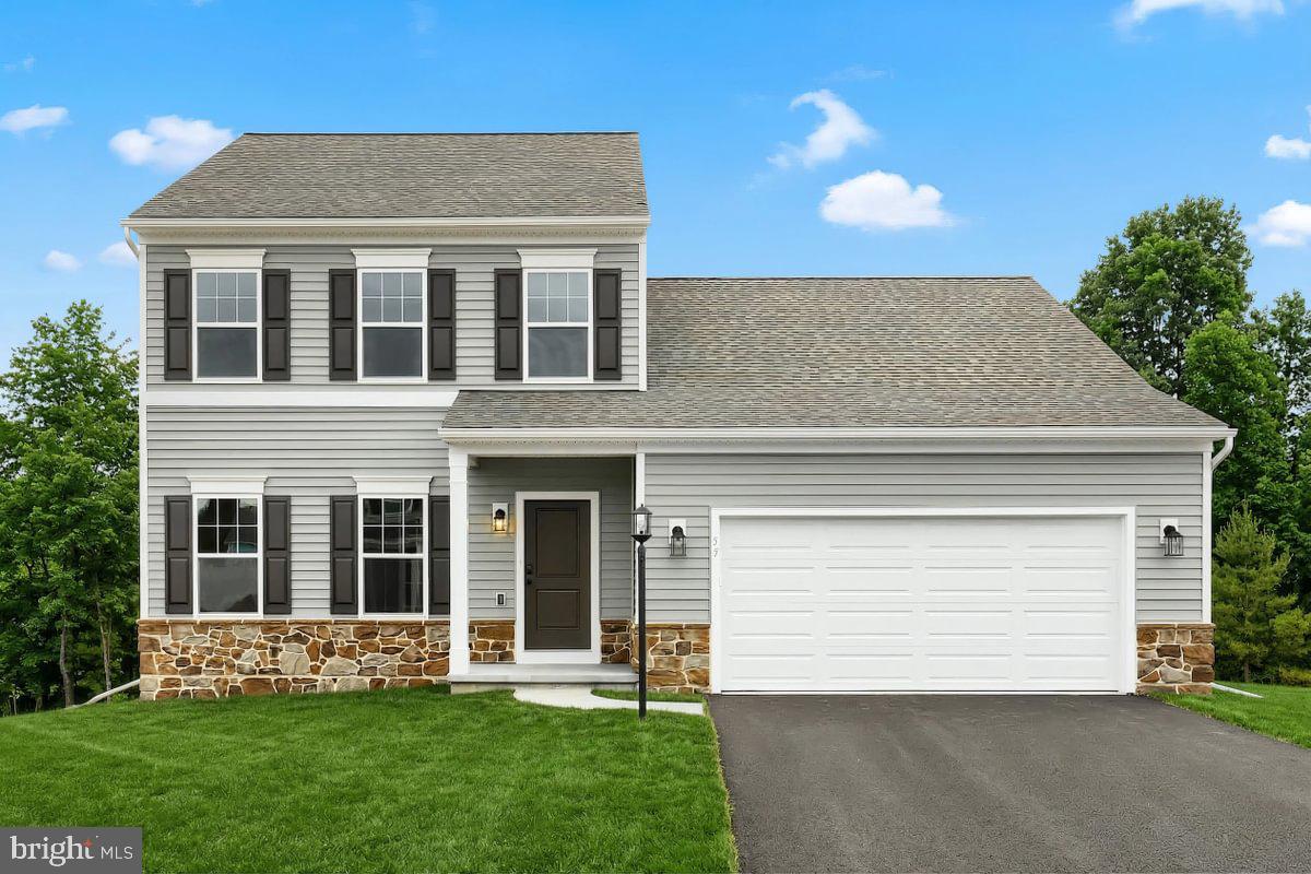 53 Sajer Road Pottsville, PA 17901 - Photo 2 of 21 Image reflect the actual home as built.