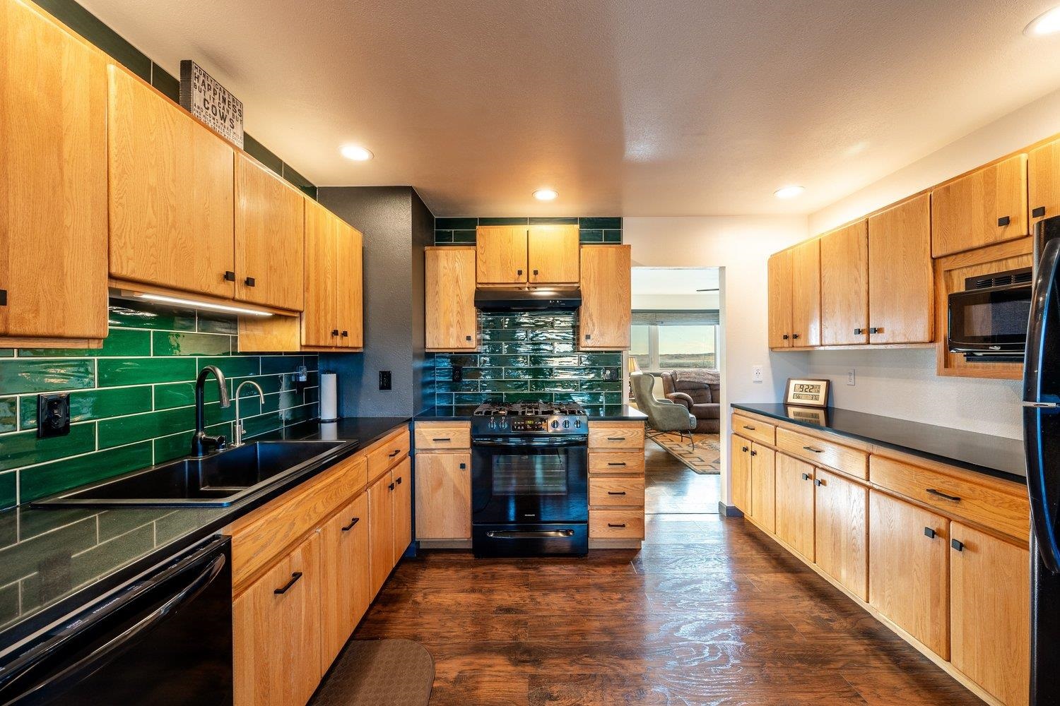 82 Airport Road Buffalo, WY 82834 - Photo 11 of 50