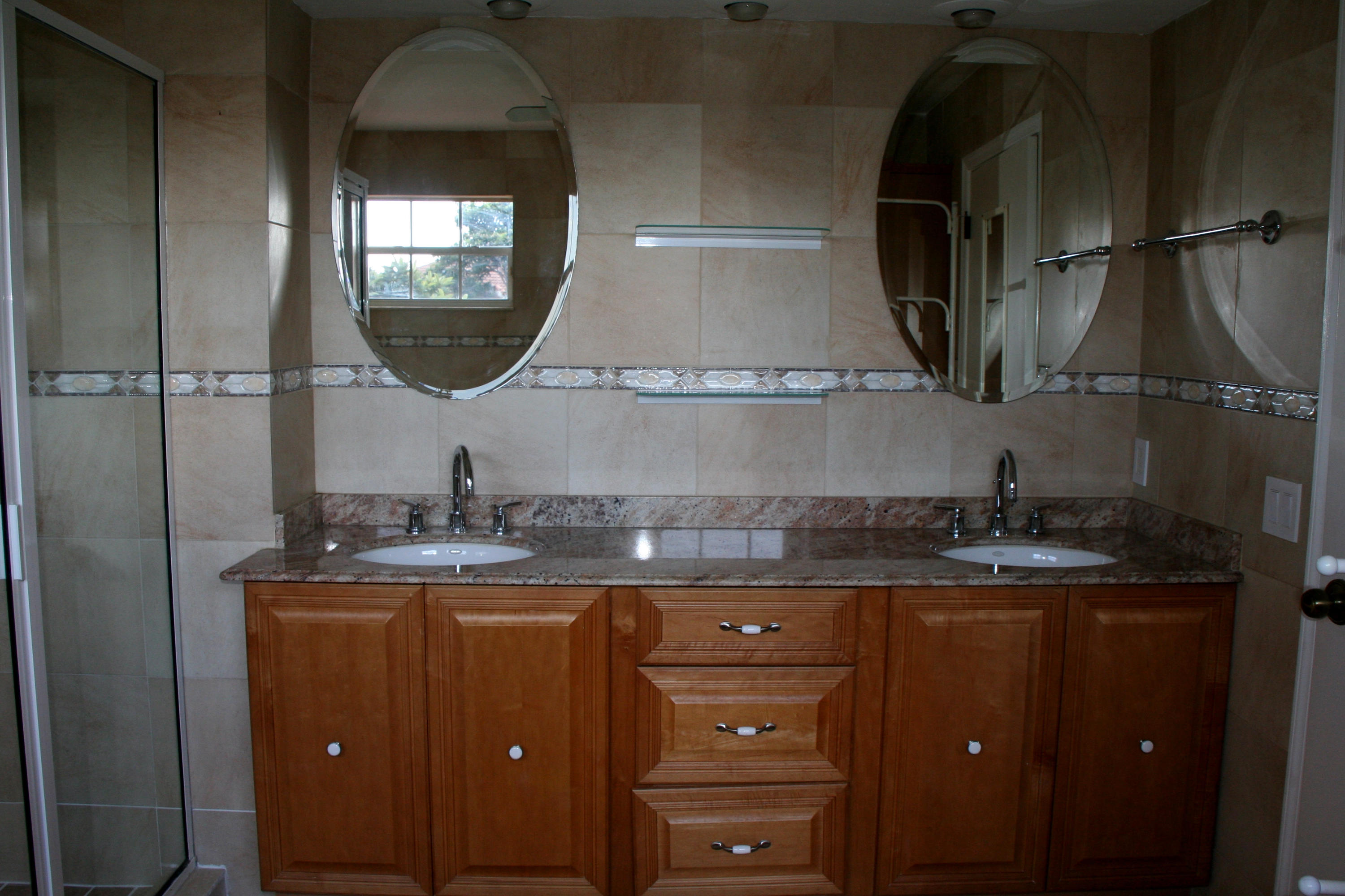 10574 Wheelhouse Circle Boca Raton, FL 33428 - Photo 3 of 5 Bathroom