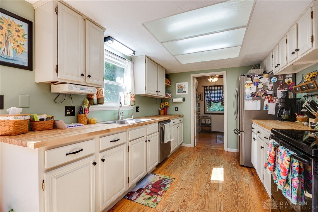 7111 Stiver Road Germantown, OH 45327 - Photo 21 of 68 Gallery Image 21