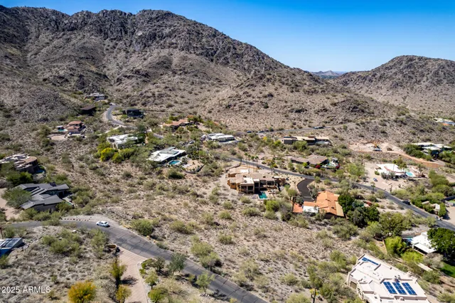$1,400,000 | 4608 East White Drive, Unit 23, Paradise Valley, AZ 85253