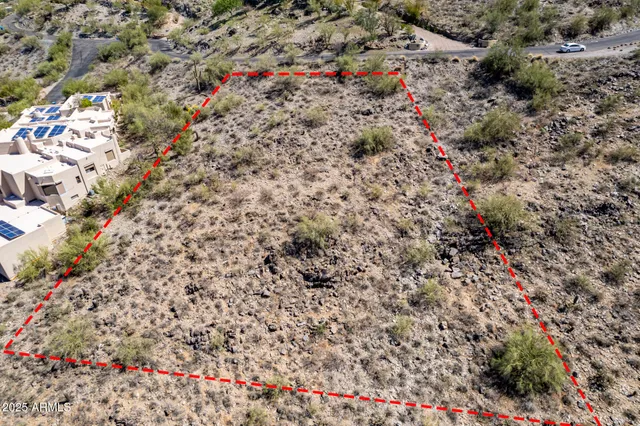 $1,400,000 | 4608 East White Drive, Unit 23, Paradise Valley, AZ 85253