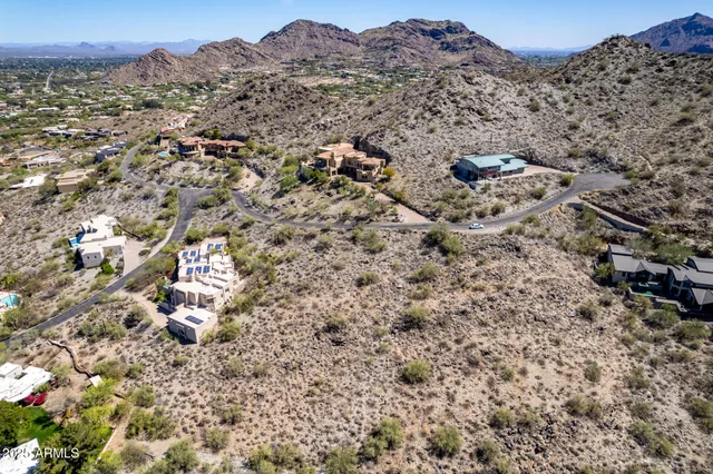 $1,400,000 | 4608 East White Drive, Unit 23, Paradise Valley, AZ 85253