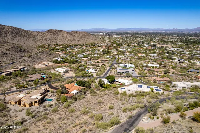 $1,400,000 | 4608 East White Drive, Unit 23, Paradise Valley, AZ 85253