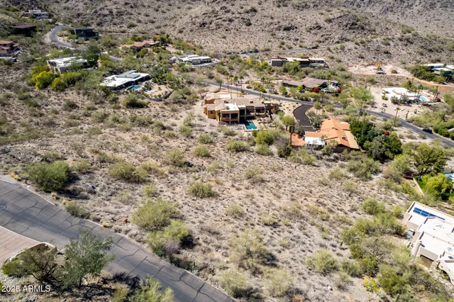 $1,400,000 | 4608 East White Drive, Unit 23, Paradise Valley, AZ 85253