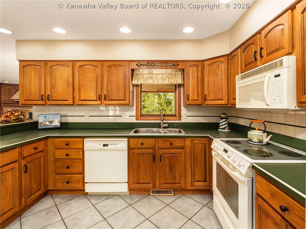 20916 Winfield Road Fraziers Bottom, WV 25082 - Photo 8 of 24 Gallery Image 8
