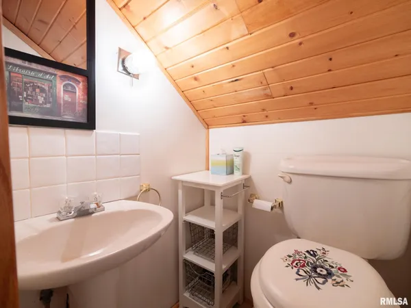 $124,000 | 1219 North Sheridan Road, Peoria, IL 61606