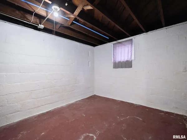 $124,000 | 1219 North Sheridan Road, Peoria, IL 61606