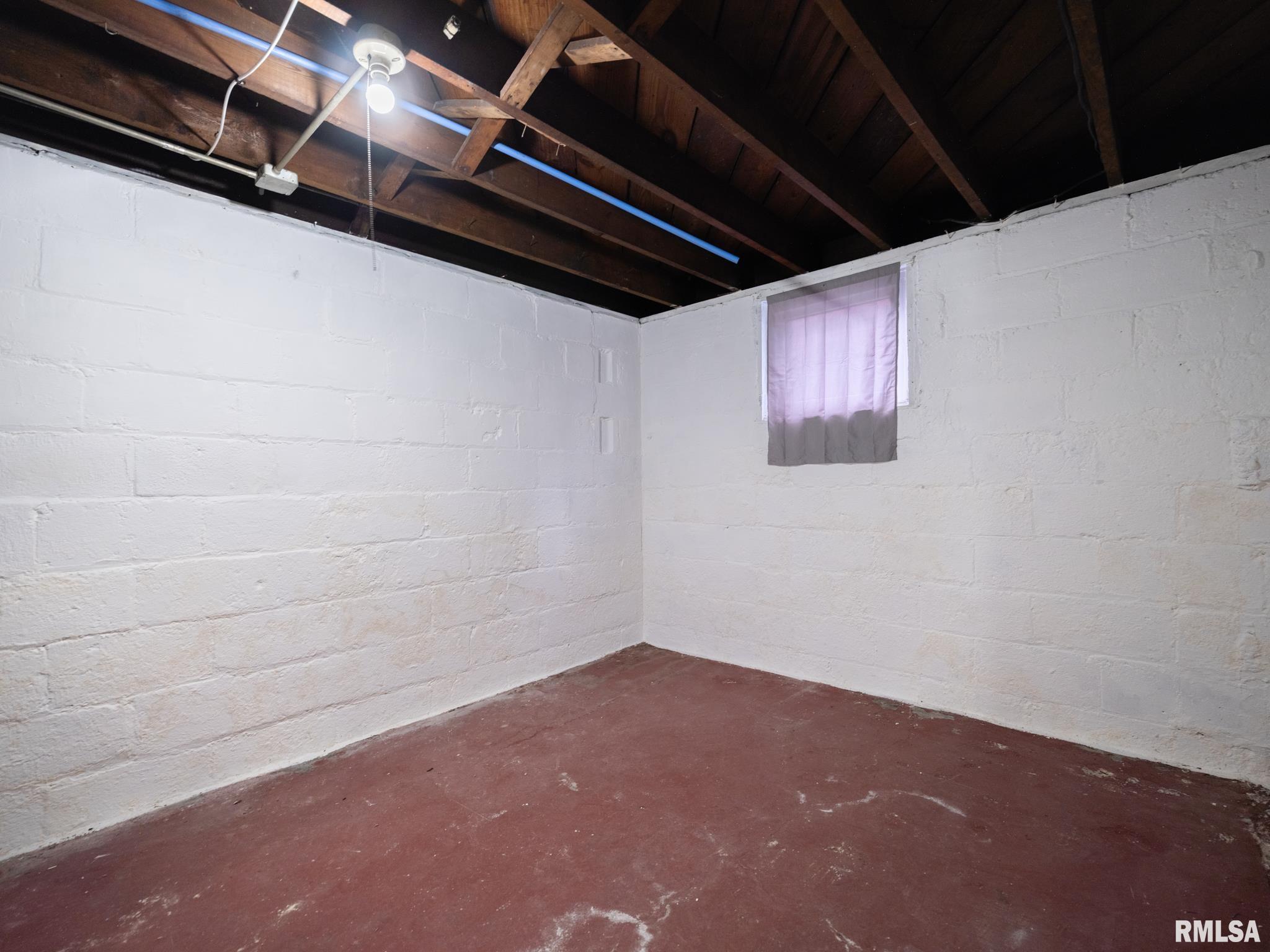 1219 North Sheridan Road Peoria, IL 61606 - Photo 38 of 53