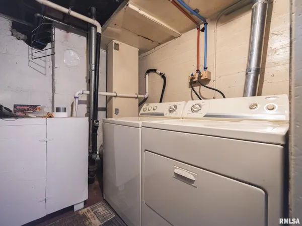 $124,000 | 1219 North Sheridan Road, Peoria, IL 61606