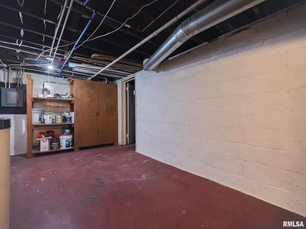 $124,000 | 1219 North Sheridan Road, Peoria, IL 61606