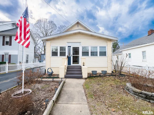 $124,000 | 1219 North Sheridan Road, Peoria, IL 61606